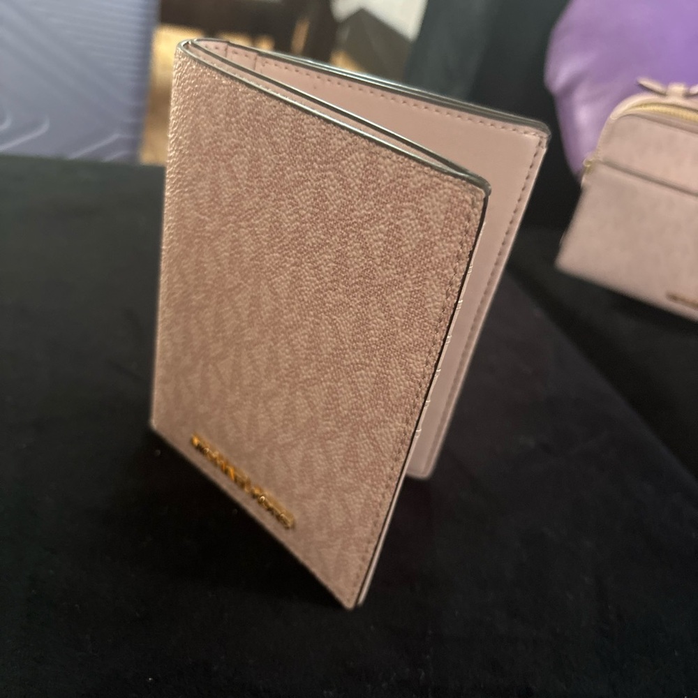 Michael Kors Pink Card Holder